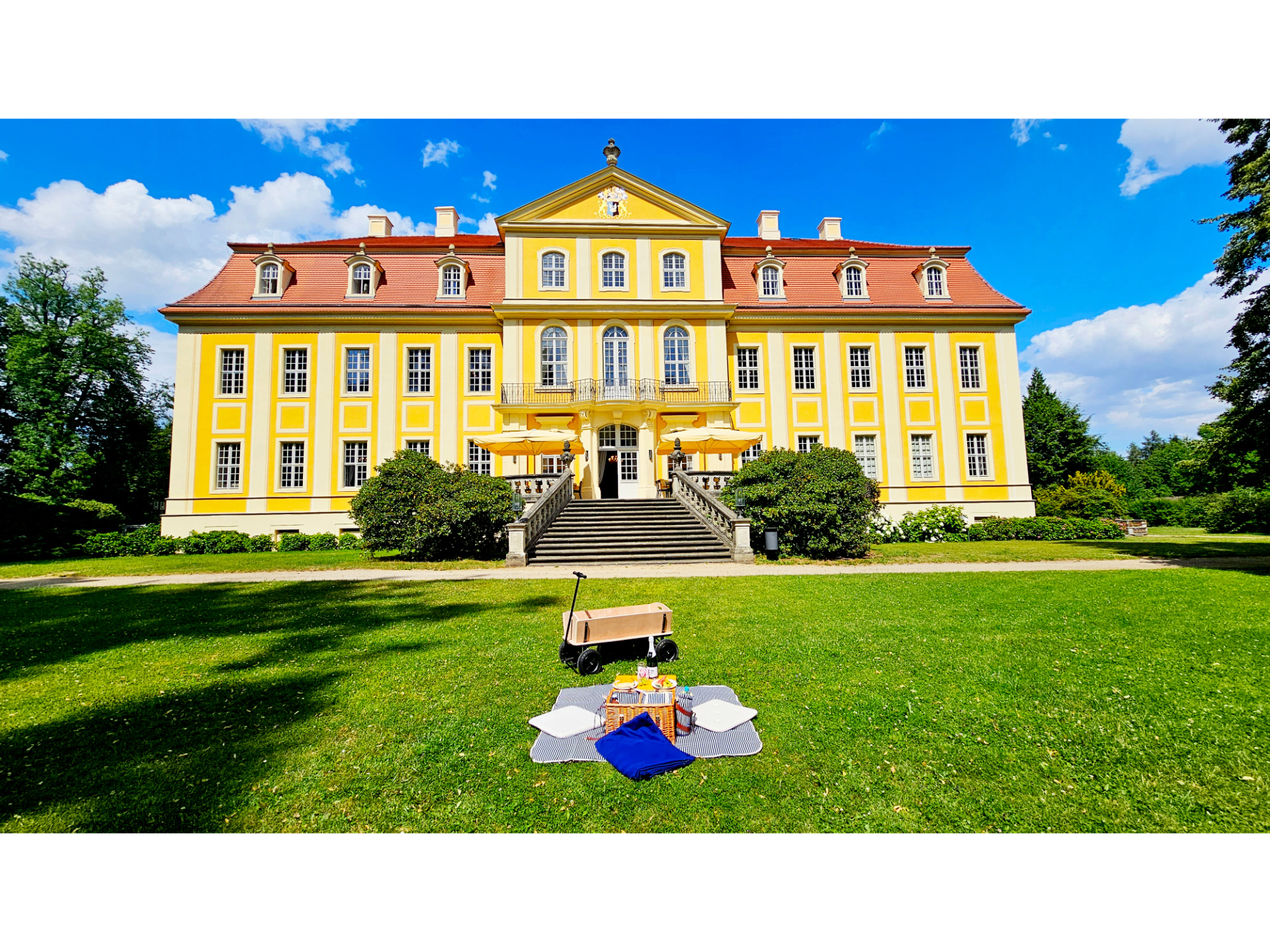 2023-00-00-Barockschloss-Rammenau-Picknickwagen1